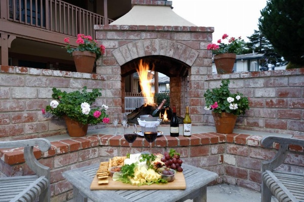 Candle Light Inn image 10